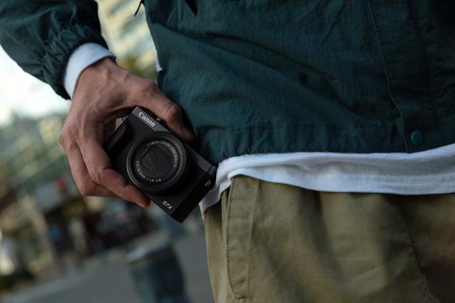 Canon PowerShot G7 X Mark III Anniversary Edition Lifestyle 1