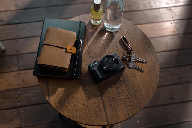 Canon PowerShot G7 X Mark III Anniversary Edition Lifestyle 2