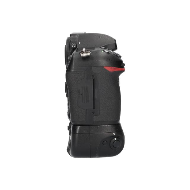 NIKON BODY D850 + MB-D18 + EN-EL18C (3) USED