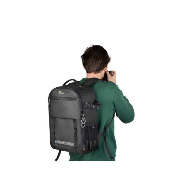 LOWEPRO ADVENTURA BP 300 III BLACK