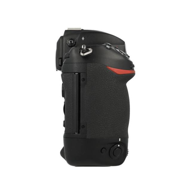NIKON BODY D5 22750 EKSPO (3) USED