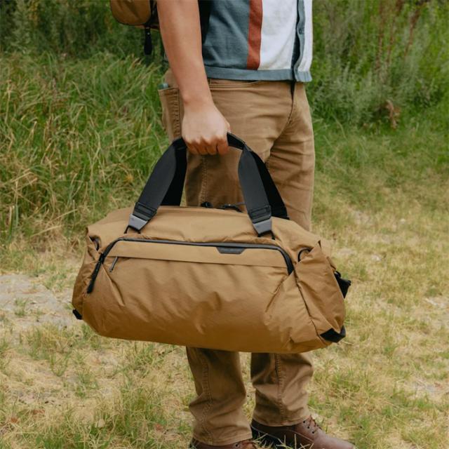 PEAK DESIGN TRAVEL DUFFEL 35L - COYOTE