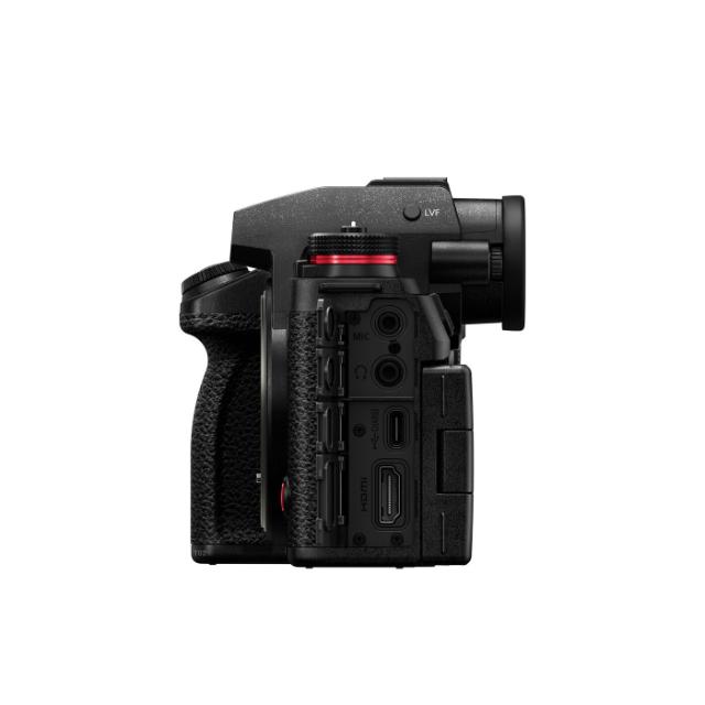 PANASONIC LUMIX S1IIE KIT 24-105MM F/4.0