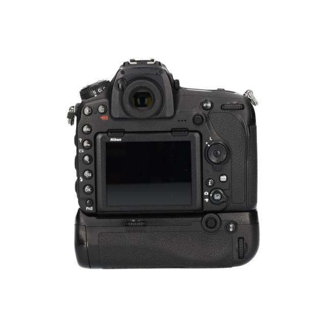 NIKON BODY D850 + MB-D18 (3) USED