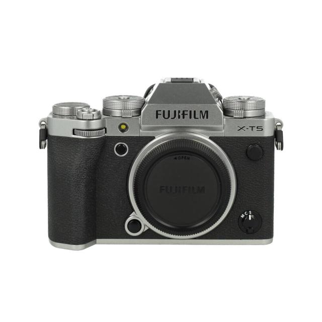 FUJI BODY X-T5 SILVER (2) USED