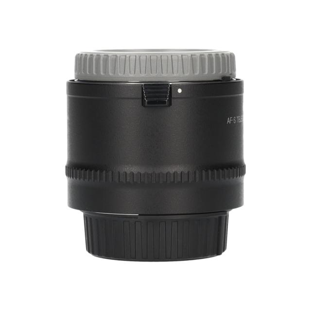NIKON TELECONVERTER TC-20E III (1) USED