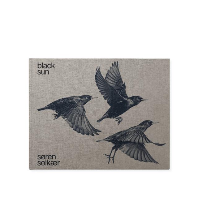 BLACK SUN - SØREN SOLKÆR - SIGNERET UDGAVE