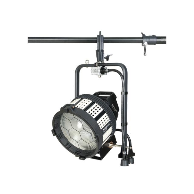 NANLUX FL-35 FRESNEL W. POLE-OPERATED YOKE