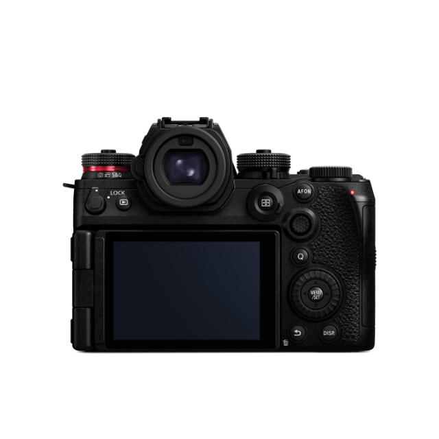 PANASONIC LUMIX S1IIE KIT 24-105MM F/4.0