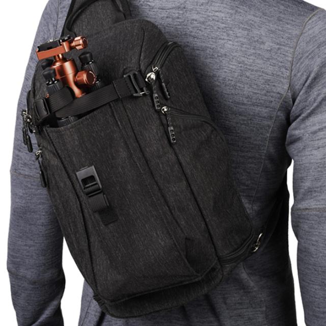 THINK TANK URBAN ACCESS SLING 10, DARK GREY