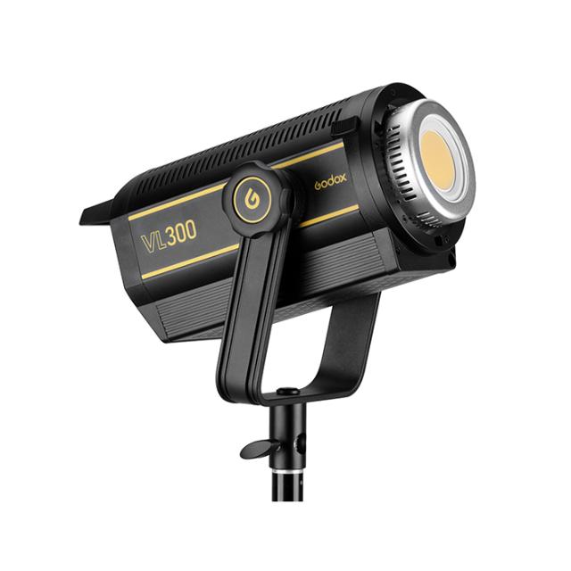 GODOX VL300 LED LIGHT