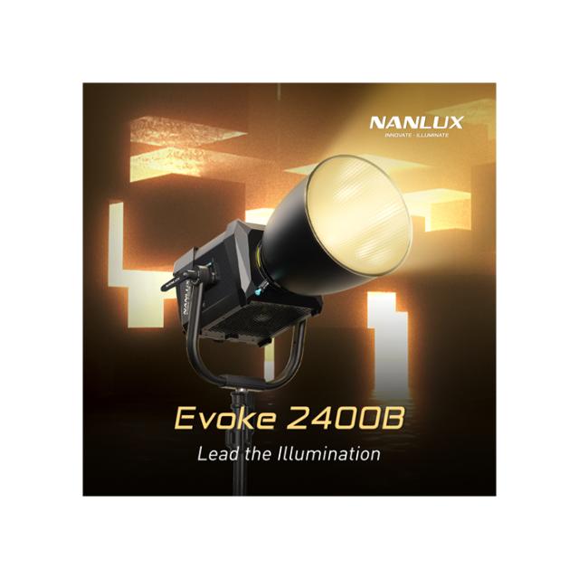 NANLUX EVOKE 2400B SPOT W/ FLIGHTCASE & REFLECTOR